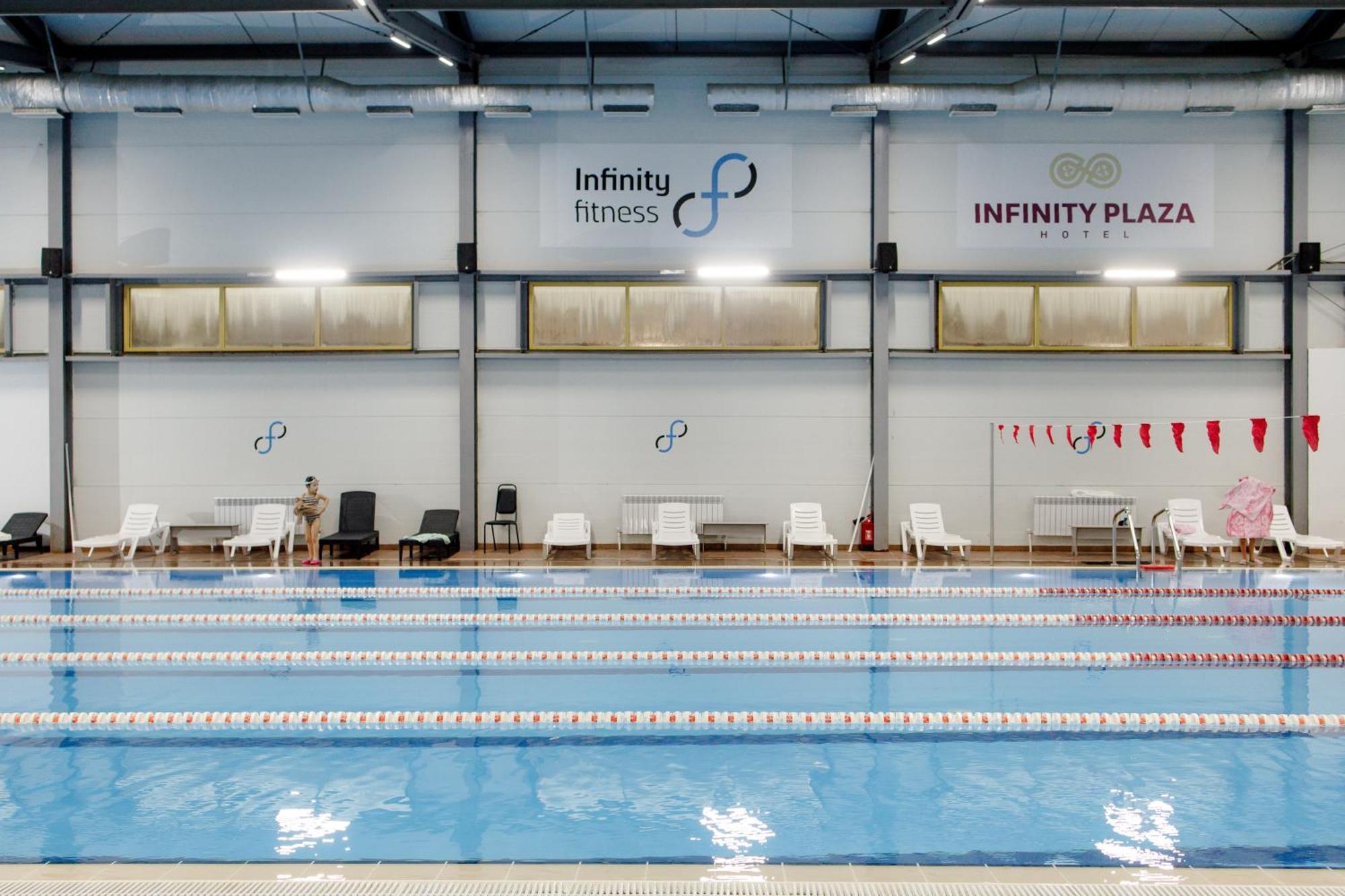 Infinity Plaza Block 1 Hotel Atyraū Екстериор снимка